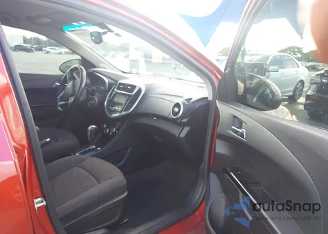 2020 Chevrolet Sonic Fwd Lt 5-Door from USA, damaged, VIN 1G1JD6SB1L4140056